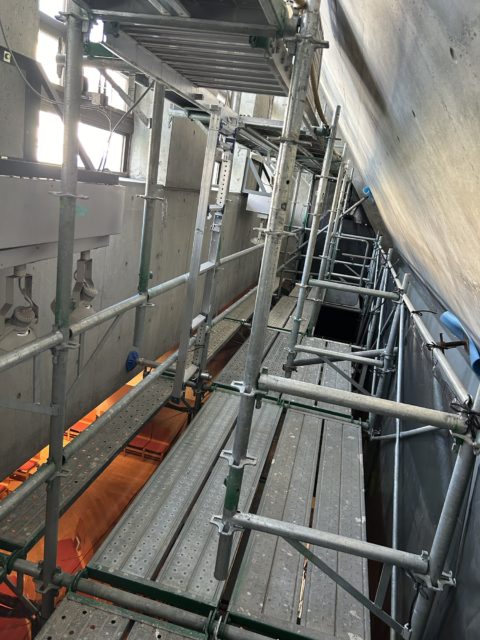 神戸市灘区　教会トップライト取り替え工事　内部次世代足場